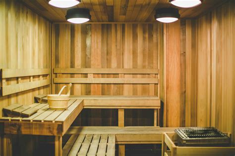 Saunas & Steam Rooms 